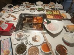 -海底捞火锅(长宁路龙之梦店)