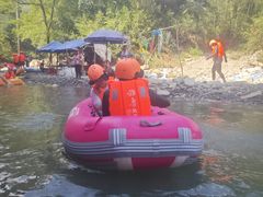 -雅鲁激流探险漂流