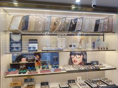 -世纪大明眼镜·林德伯格·蔡司官方授权店(武昌旗舰店)