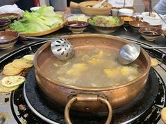 -阿山卓·野生菌火锅·纳西火塘烤肉