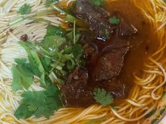 -金杨拉面王小吃面馆·牛三宝面·红烧牛肉粉