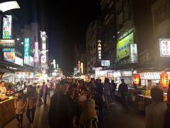 -六合夜市