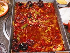 -路边边地标烧烤·川菜·小龙虾·音乐酒馆(良乡长虹店)