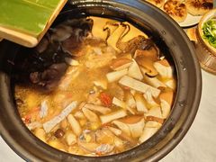 -慢丽江·云南野生菌土鸡锅(付家庄店)