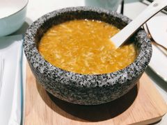 蟹粉豆腐煲-蝶园·装修中(BFC外滩金融中心店)