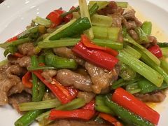 -海派美食·家宴海鲜青岛菜·石锅鲽鱼头(东方城店)