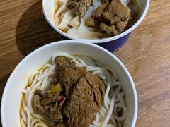 红烧牛肉拌粉-精粉世家(汉街总部国际A座店)