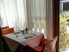 -皇冠明珠鱼翅楼(水上公园店)