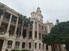 -香港大学