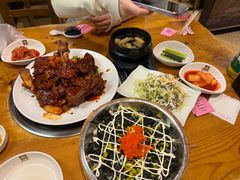 -喇喇排骨火锅·传统韩式脊骨汤(望京西园总店)