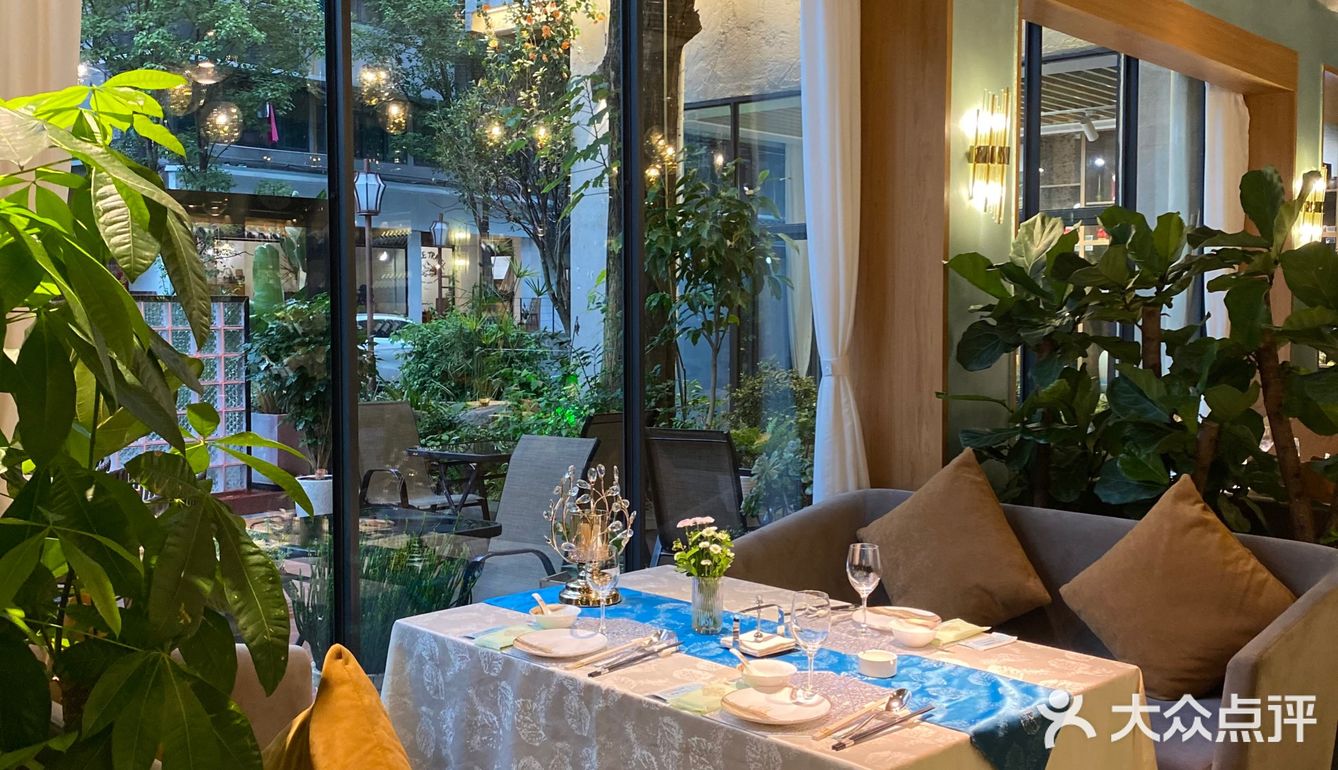 成都 宝藏花园主题餐厅