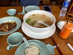 过桥米线-丽江金茂凯悦臻选酒店-滇香馆