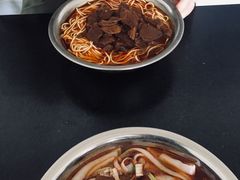 红油牛肉面-薛记襄阳香辣牛肉面(平安路店)