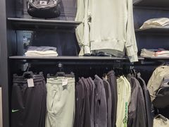 -NIKE品牌体验店(金源新燕莎店)