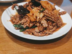 -泉畔人家·老济南经典鲁菜(大明湖店)