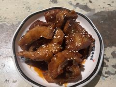 五香酥熏鱼-T館·花园艺术餐厅