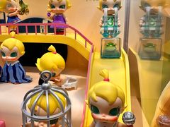 -泡泡玛特POPMART(上海环球港店)