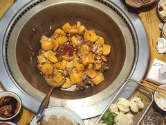 -山河屯铁锅炖(哈西站店)