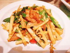 -汤城小厨•粤菜•靓汤(西直门凯德MALL店)