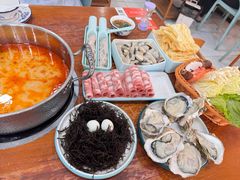 -老何家后安粉·糟粕醋海鲜火锅(三亚湾椰梦长廊店)