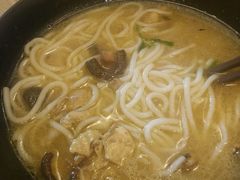 香菇炖鸡米线-老妈米线(金座店)