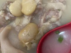 -雷祖芳老妈蹄花店