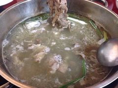 -老石黑山羊毛驴肉火锅(金凯广场店)
