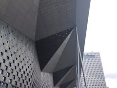 -东浩兰生上海世博展览馆