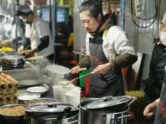 自助取餐区-清真老马家国华牛奶鸡蛋醪糟(正宁路店)