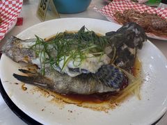 -覃记海鲜美食餐厅