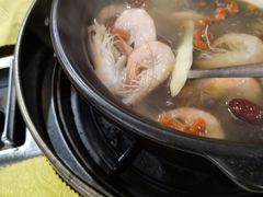 鲜虾-濠轩阁特色生蚝火锅(水湾路店)