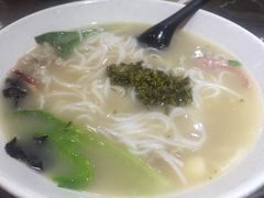 -南苑风味过桥米线(革新路店)