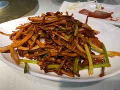 茶树菇爆爽肉-春暖花开(西溪店)