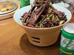 -乔家小院•非遗驴肉•本地小海鲜(滨河路店)