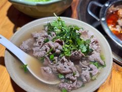 -大众跷脚牛肉馆·非遗传承单位(峨眉山店)