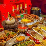 中街这，一条街都是他家！！