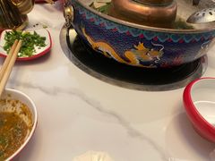 -毛辣果·贵州红酸汤牛肉火锅(西单店)