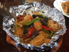 -东来菜馆•手抓海鲜家常菜•海鲜锅贴(鸽子窝店)