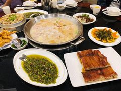 -老来福·非遗酸汤兔(凯旋路店)