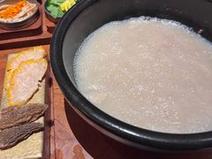 -银米·云南传统过桥米线(双廊黑金冠店)