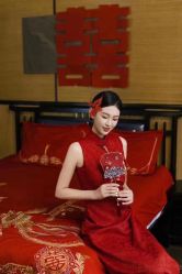 -莫小姐婚纱