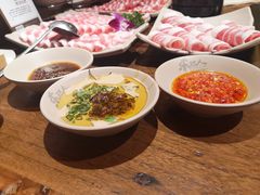 -东巴人鱼豆花火锅(幸福街店)