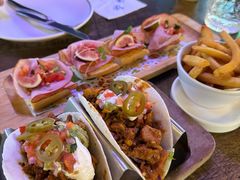 -Famous肥猫墨西哥音乐餐吧(五棵松华熙LIVE店)