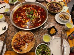 -小饕荟雅安贡椒鱼鲜馆(广福桥店)