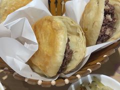 -闫家驴肉老店(华电一校店)