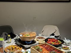 -聚汇三少·龙虾·中餐厅(莫邪路新天地店)