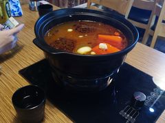 -陆记牛庄·碳锅龙虾烧烤(爱上花园店)