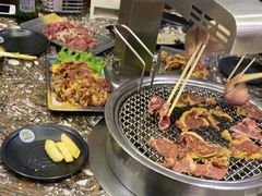 -啊美丽炭火烤肉(滑翔一店)