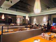 -呷哺呷哺(融创茂店)