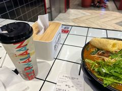 -肥汁米蘭香港米线(长宁来福士店)